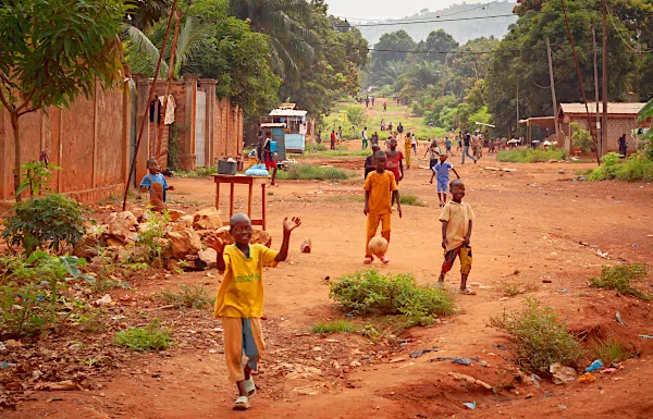 Spielende Kinder - Bangui Zentralafrikanische Republik