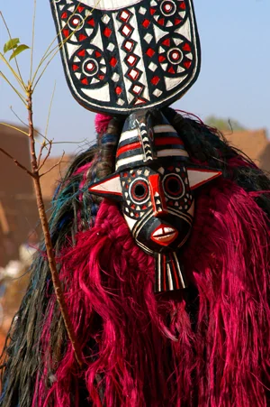 Typische, beeindruckende Maske - Burkina Faso