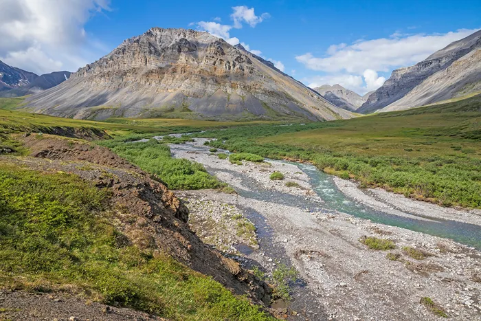 Berge und Tunderenlandschaft - Arctic Gates NP