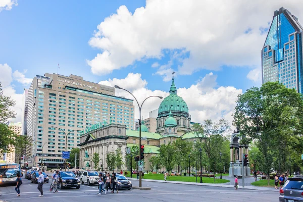 Bürohäuser und Hotel in Montreal - Provinz Quebec