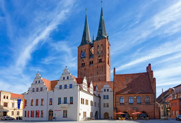 Rathaus und Kirche St. Marien - Stendal