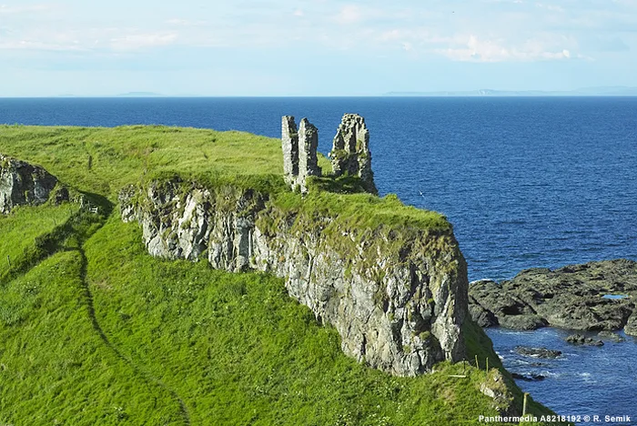 Dunseverick Castle im County Antrim