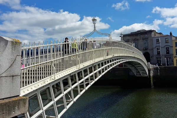 Ha'penny Bridge in Dublin