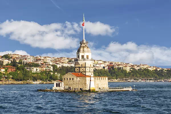 Leanderturm im Bosporus nahe Üsküdar