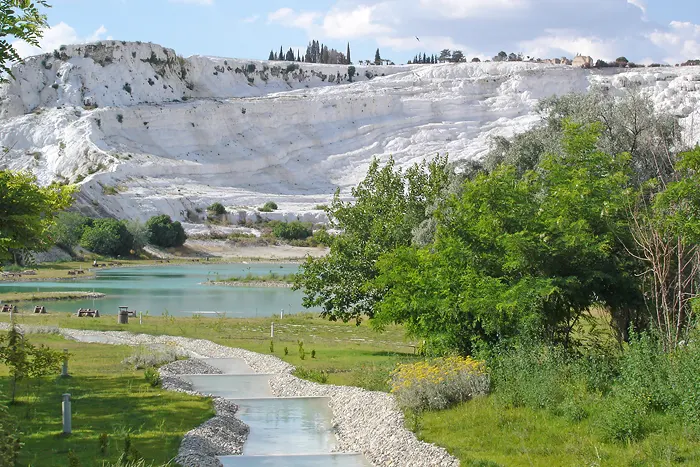 Weiße Sinterterrassen - Weltkultur- und Naturerbe Pamukkale